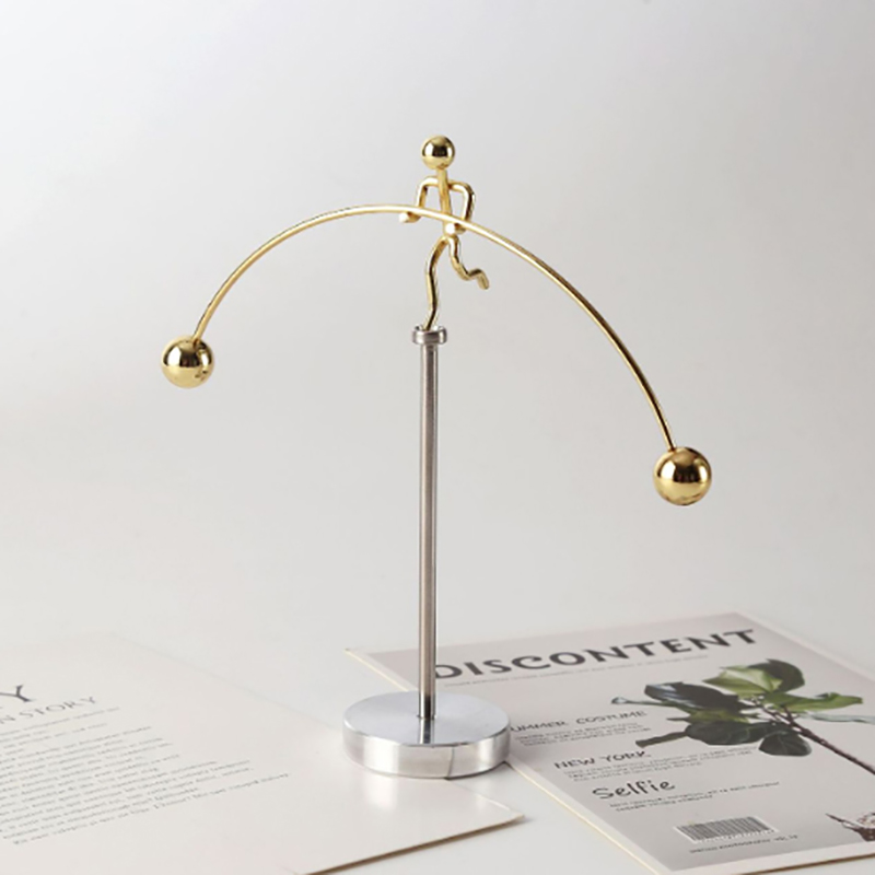 One-legged Iron Man Balance Pe - Gaming Accessories Decor recension och pris
